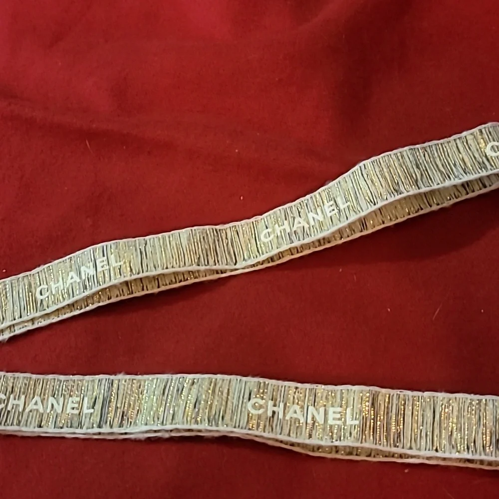 Authentic CHANEL Ribbon - Picture 4 of 4